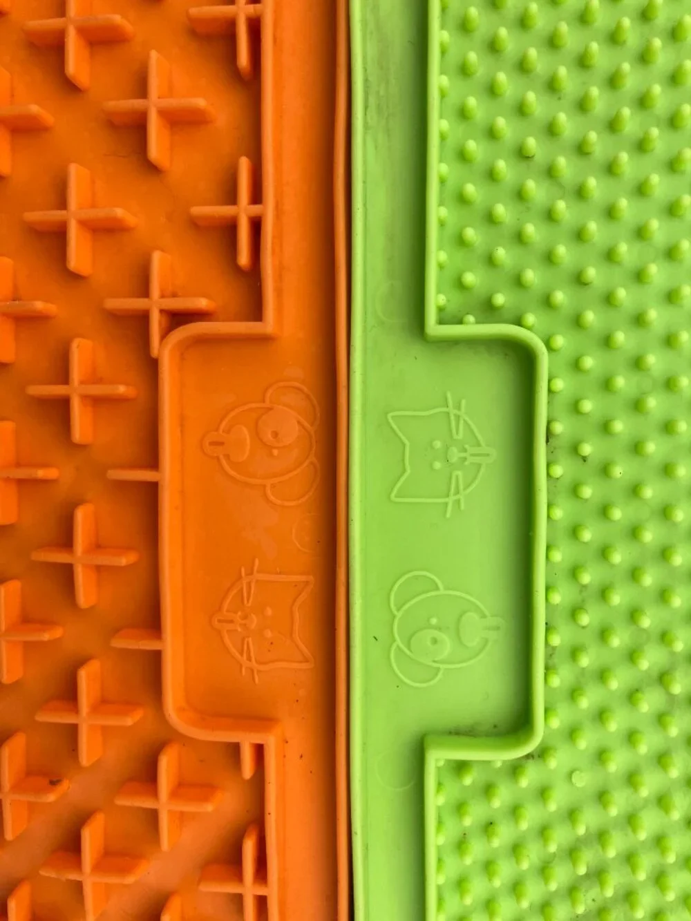 ✨ LickiMat Classic Duo | Soother (Green) & Buddy (Orange) ✨